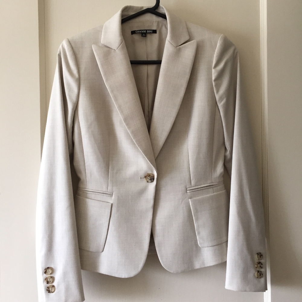 Gianni Bini Cream Blazer